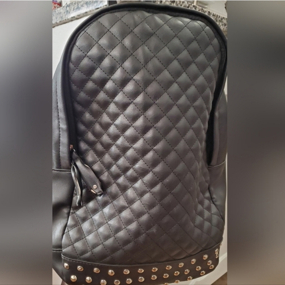 Black Backpack(#06) - image 1